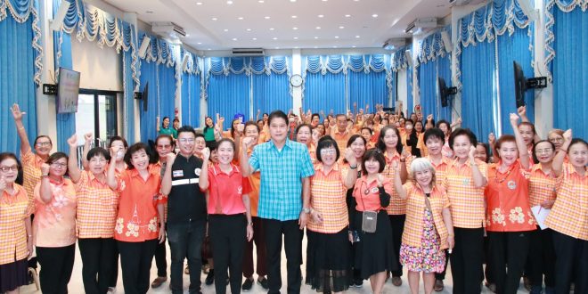 ภูมิปัญญาผู้สูงวัย: พลังปรับตัวเพื่ออนาคตเมืองมหาสารคาม